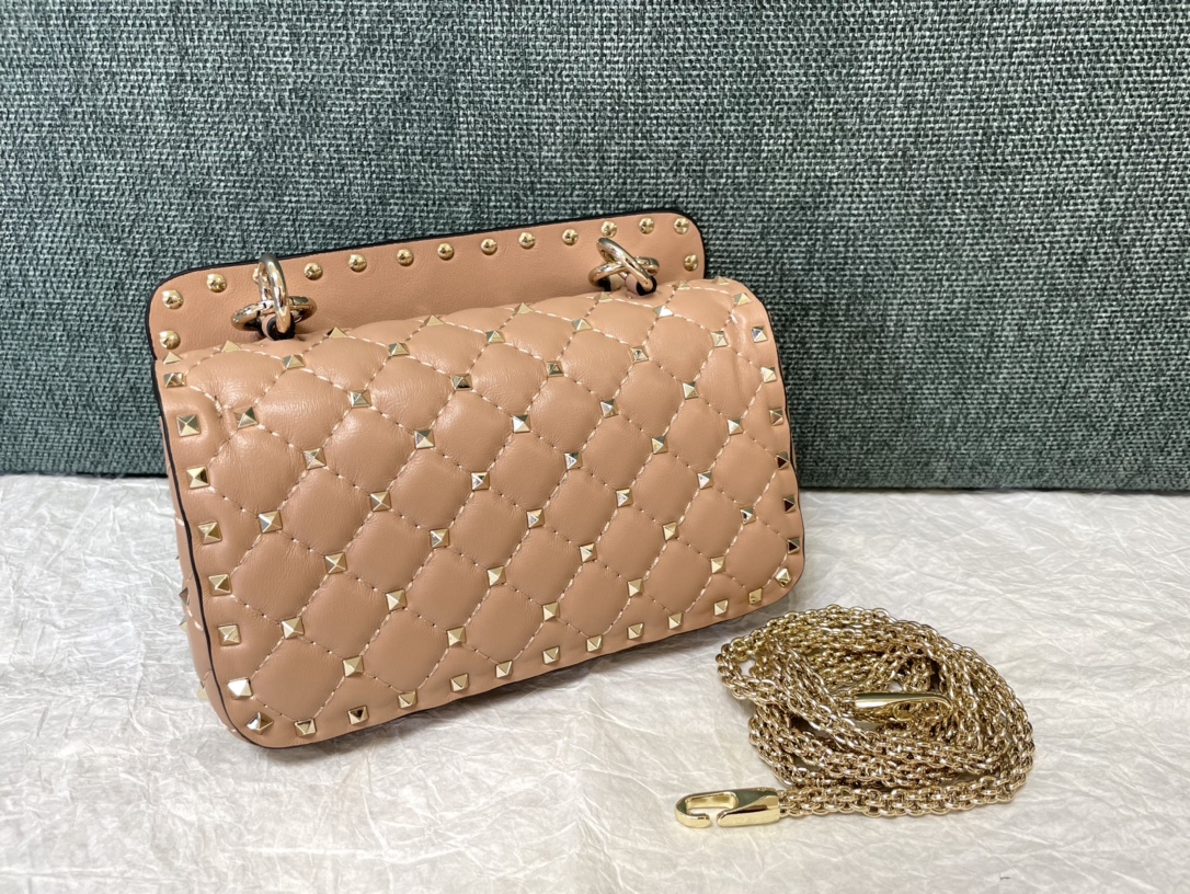 Valentino Garavani Rockstud Spike Small Chain Bag in Nude Supple Lambskin Nappa